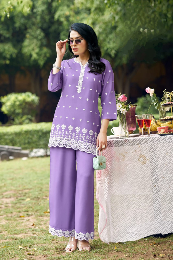 BEAUTIFUL CHIKENKARI DESIGNER COTTON CO-ORD SETS FOR WOMEN