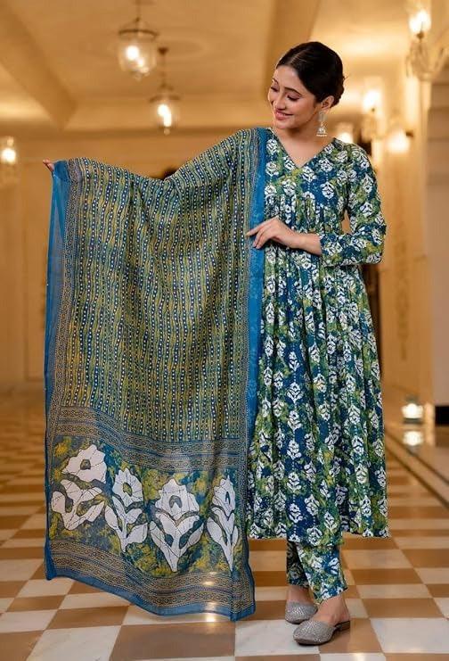 GREEN FLORAL COTTON ALIA CUT SUIT WITH DIGITAL PRINTED FLORAL DUPATTA