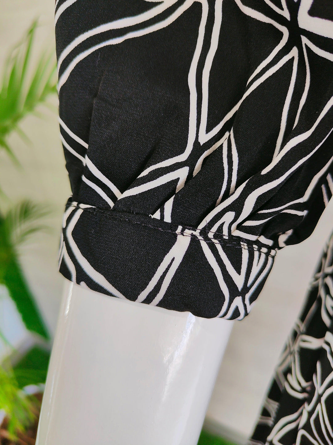 BLACK AND WHITE PRINTED IMPORTED FABRIC TUNICS FOR WOMEN