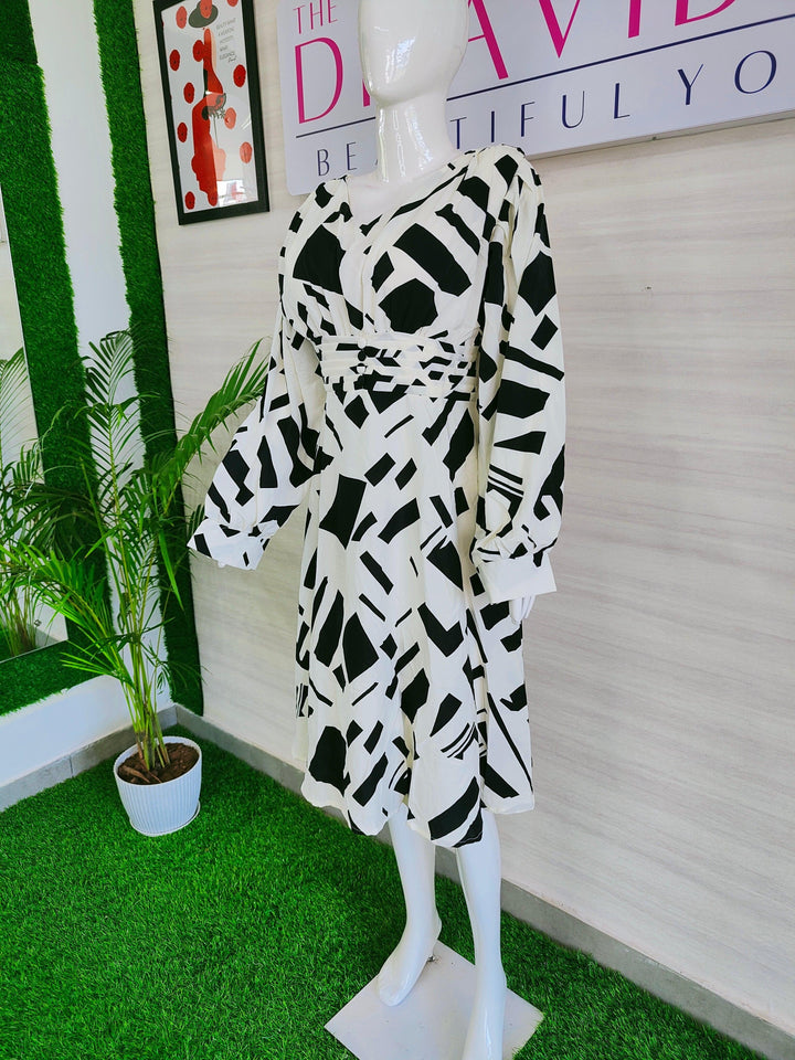 BLACK AND WHITE PRINTED IMPORTED FABRIC TUNICS FOR WOMEN