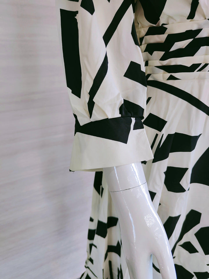 BLACK AND WHITE PRINTED IMPORTED FABRIC TUNICS FOR WOMEN