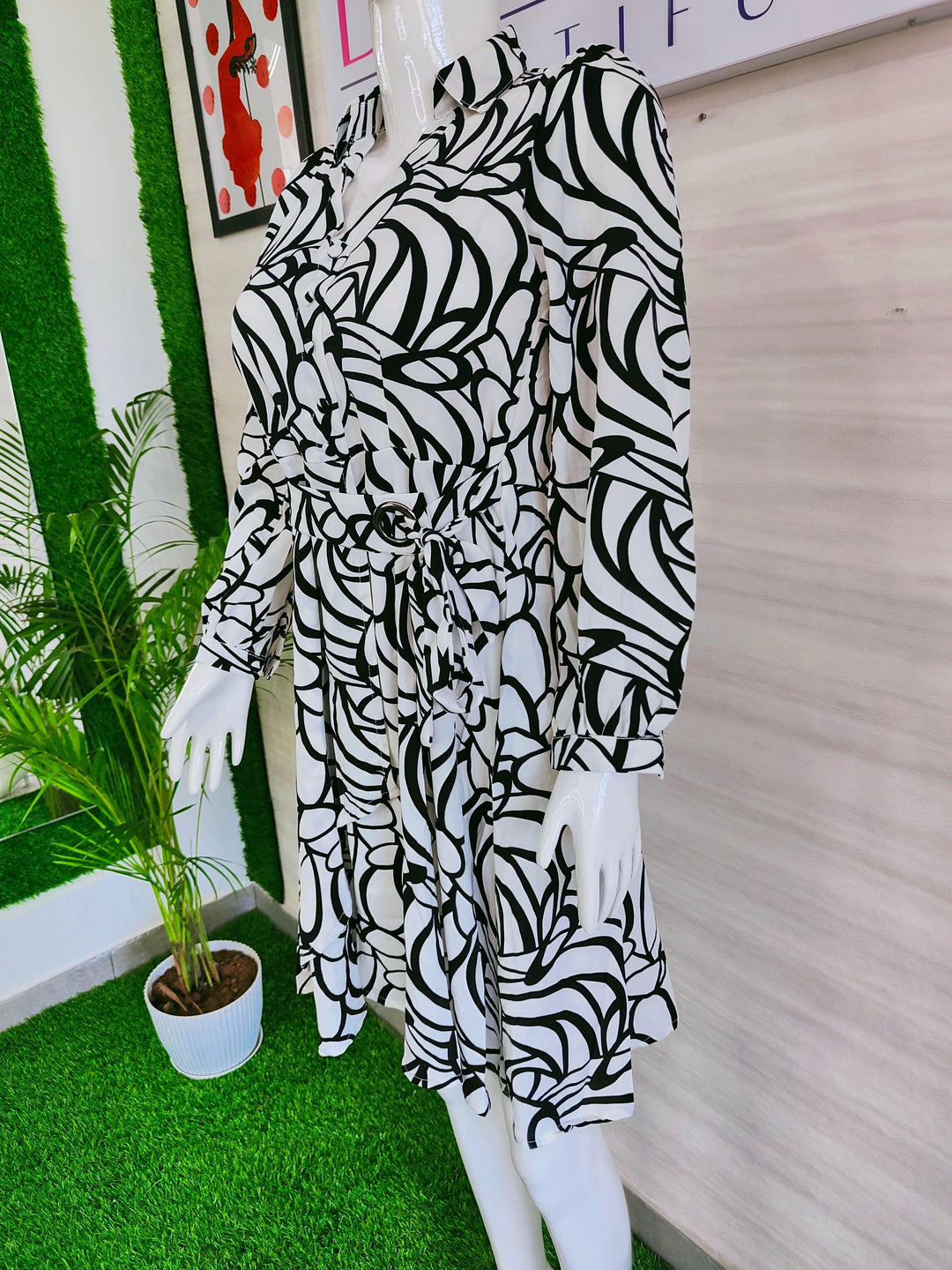 BLACK AND WHITE PRINTED IMPORTED FABRIC TUNICS FOR WOMEN