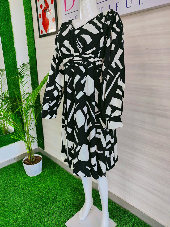 BLACK AND WHITE PRINTED IMPORTED FABRIC TUNICS FOR WOMEN