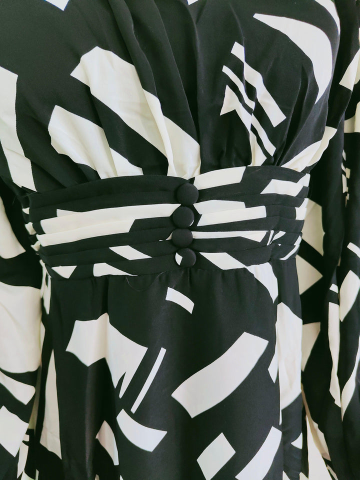 BLACK AND WHITE PRINTED IMPORTED FABRIC TUNICS FOR WOMEN