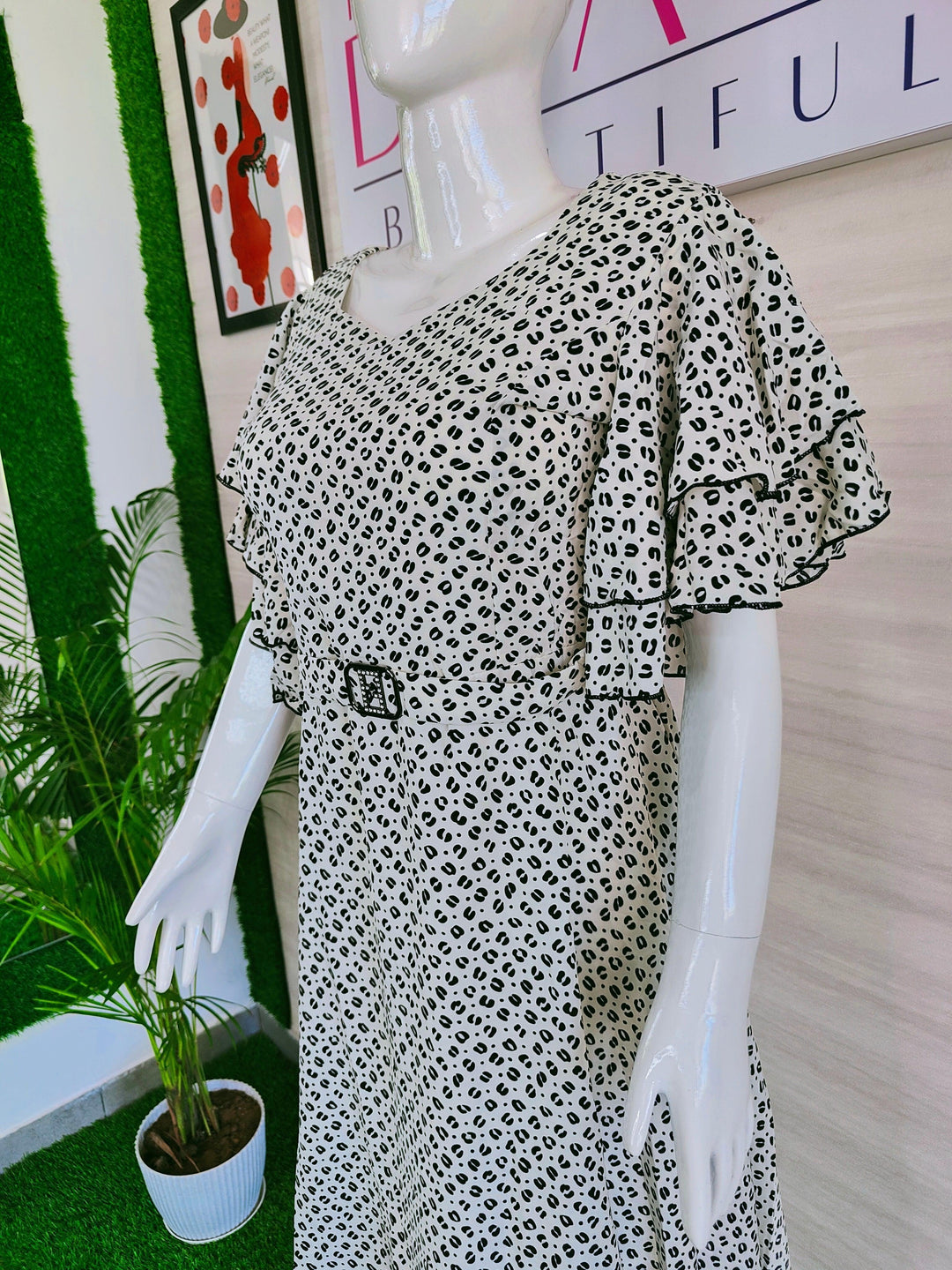 BLACK AND WHITE PRINTED IMPORTED FABRIC TUNIC DRESS FOR WOMEN  - FREE SIZE Fits M L XL 2XL