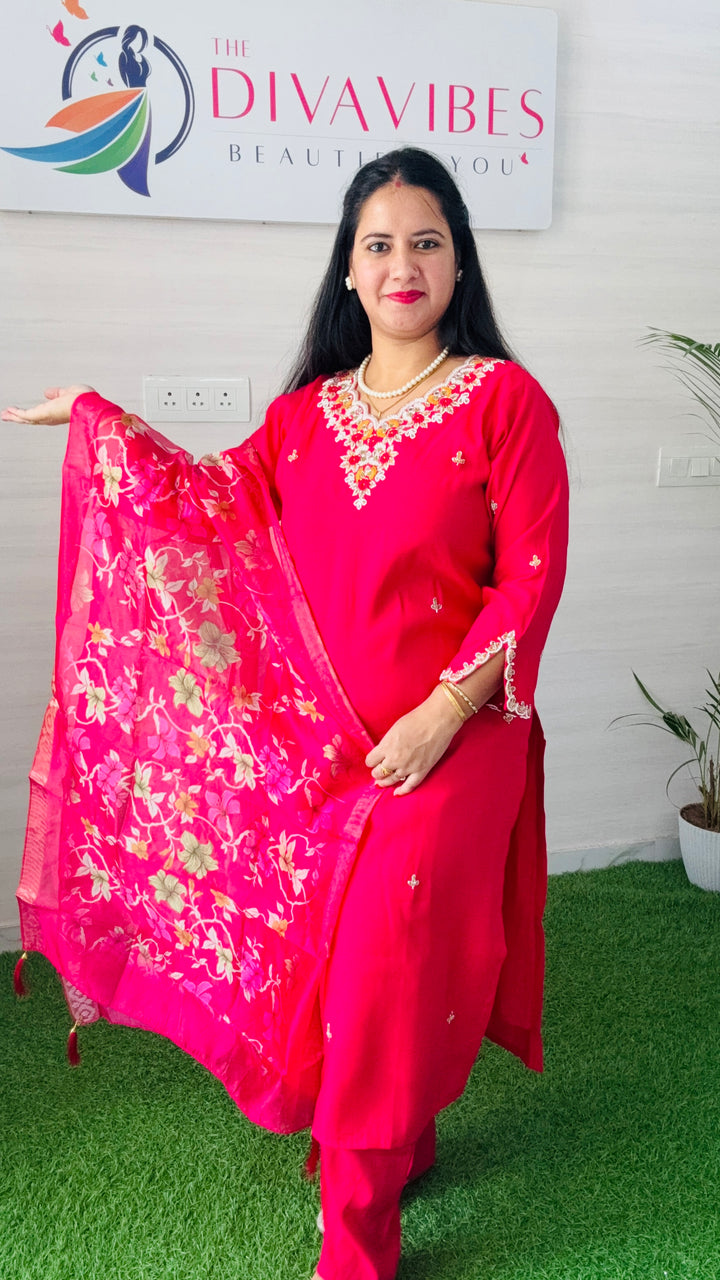 Graceful Pink Soft Silk Suit with Digital Printed Dupatta - Perfect Blend for Weddings and Festivals